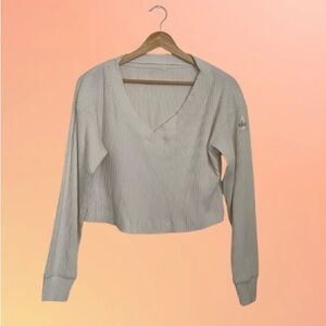ALO Yoga Cream Ribbed V-Neck Crop Top